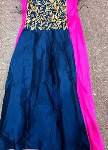 Elegant Embroidered Ethnic Dress🔵🥰❣️