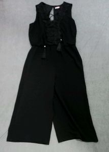 Elegant Black Lace Detail Top