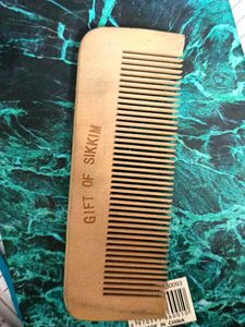 It's A Bamboo Comb