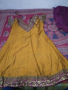 Elegant Ethnic Salwar Suit Set