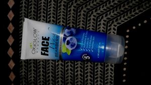 Oxyglow Herbals Face Wash (Bearberry)