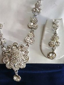 DIAMOND STONE SILVER JEWELLERY