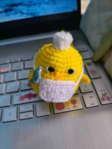 crochet chicken chef keychain