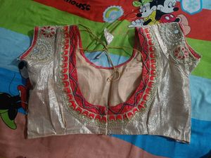 Elegant Embroidery Saree with Blouse