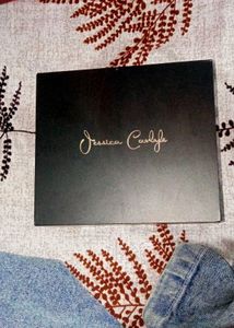 Jessica Carlyle Box