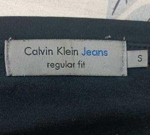 Calvin Klein Printed Black T-shirt