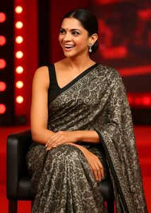 New Festive Lightweight Designer Saree At Lowrange