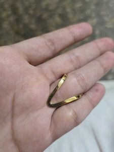 Classic V Diamond Studded Adjustable Ring 18K Gold