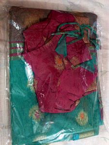 Elegant Green Saree with Blouse