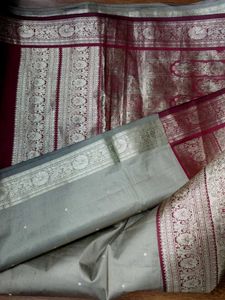 Grey And Maroon Kanchipattu Pure Silk Saree