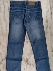 Levi's Stylish Blue Denim Jeans