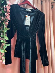 Zara Exclusive Top