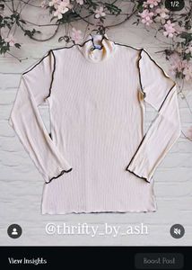 ✨Ribbed Mock Neck Top✨