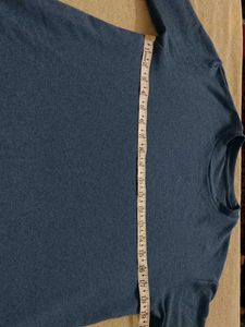 UNIQLO Blue Sweatshirt