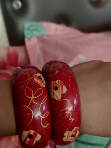 Red &amp; Gold Bangle Set