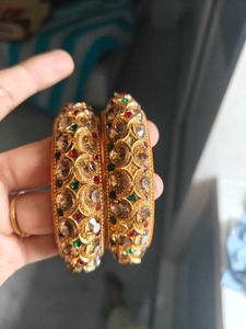 Kundan Bangles
