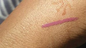 Blur purple eye liner