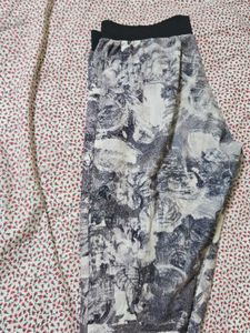 Patterned Leggings