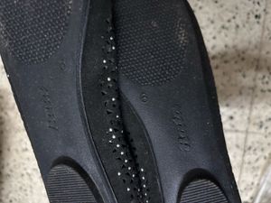 NEW Bata Black Bellies