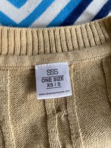 Women’s Twist Knitted Sweater