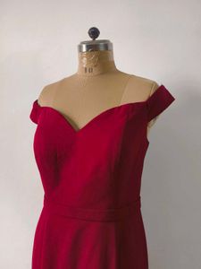 Maroon Off-Shoulder Mermaid Gown