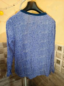BOGO 🎁 Buy One Get 1 Free🎁XXL Blue Printed Top