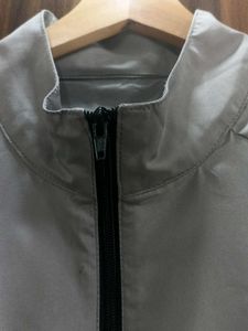 Invictus Sport Jacket - Stylish &amp; Light