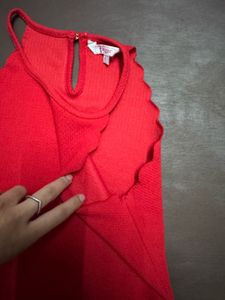 aesthetic Red Sleeveless Crop Top