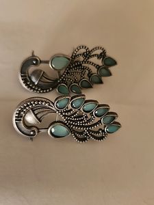 Combination Of 3 Stud Earrings Unused