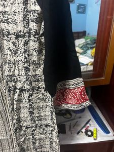 Srishti Black And Beige Kurti