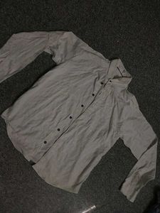 White And Black Button Shirt 42 Size Is Perfect