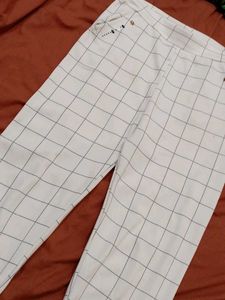 White Jegging Checkered