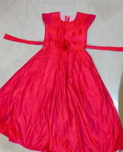 Gorgeous Pink Party Gown – Elegance Meets Grace!