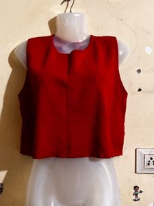 Red Sleeveless Crop Top