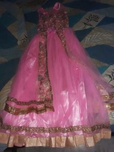 A Gown For 7 To 14 Years Girls