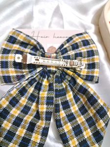 Pigtail Bow