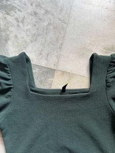Tokyo Talkies Chic Green Puff Sleeve Top