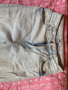 Ripped Straight Leg Jeans