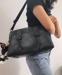 Y2K TRENDY SHOULDER AND HAND BAG