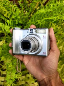 CANON POWERSHOT A530 Digital Camera