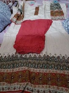 Elegant Kurta Set Pakistani Style