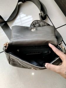 Stylish Quilted Crossbody Bag