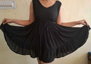 Black Flared Dress With Adjustable Tie Knot
