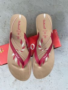 Walkaroo Women's Flip-Flops - Size 8