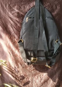 Black Bag pack 🛍️