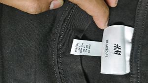 H&amp;M Unisex Printed T Shirt
