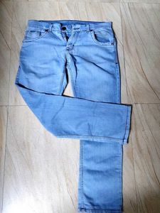 Light Wash Denim Jeans