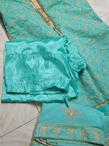 Wedding Elegant Embroidered Kurta Set