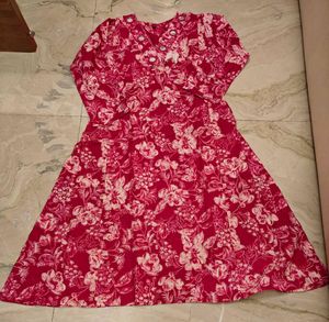 Floral Kurta Set With Mirror Design