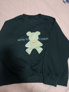 Cute Bear Graphic Sweatshirt
